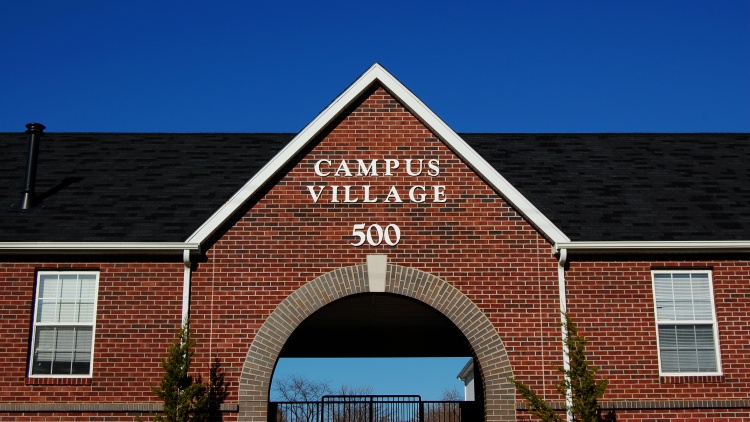 01dsc_4356e2 Campus Village, 500 N. Chevrolet Ave., Flint, MI 48504